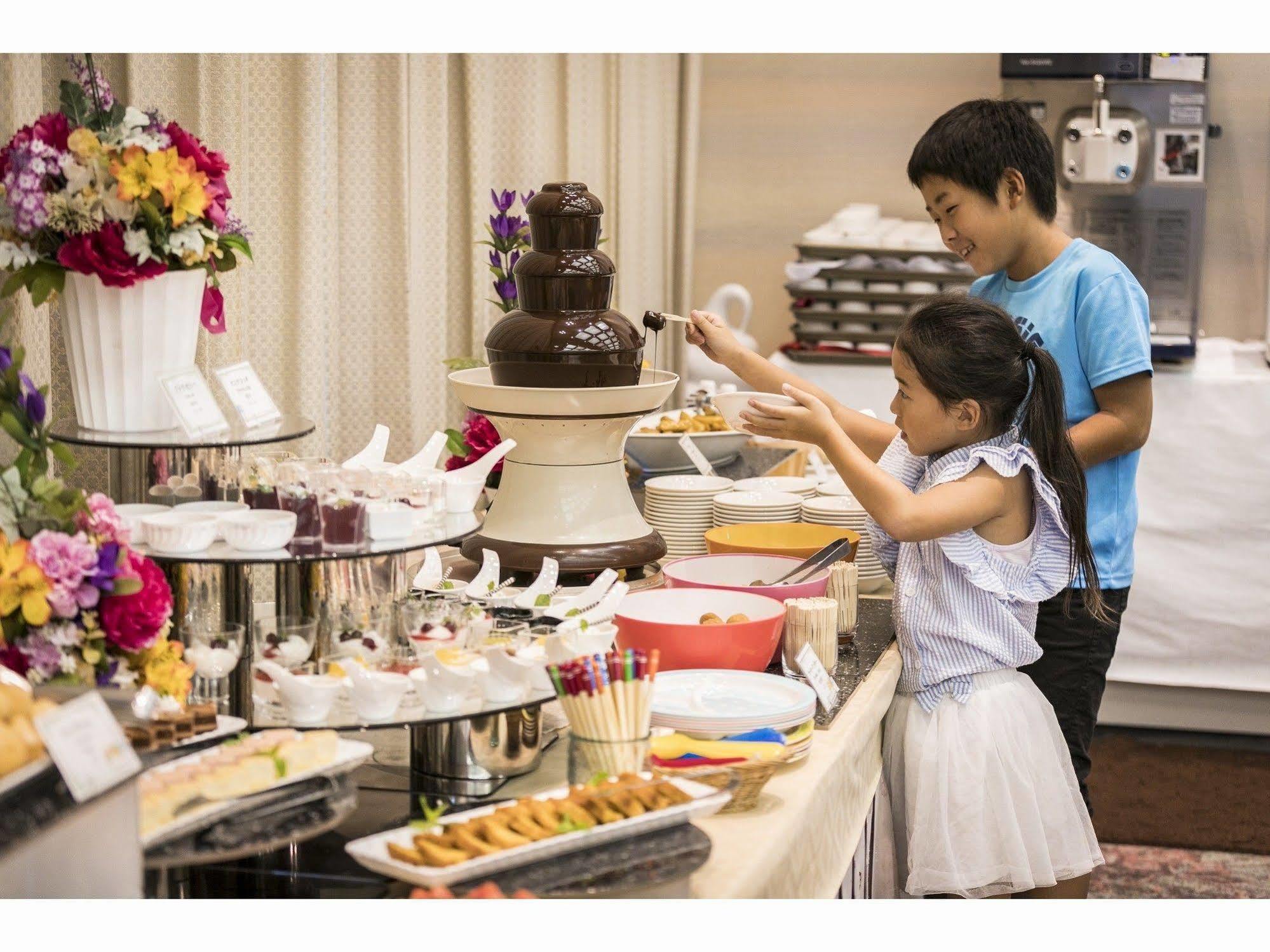 แกรนด์วีไรโอ โฮเต็ล แอสโซ รีสอร์ท อะโซะ ภายนอก รูปภาพ